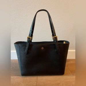 Tory Burch York medium buckle tote in black with dust bag